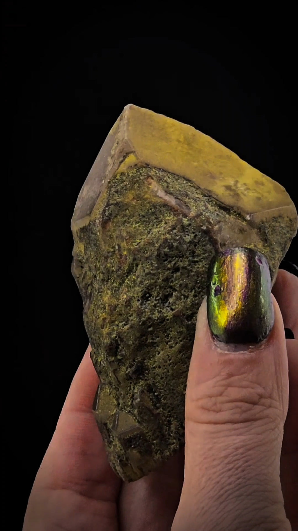 Messina Quartz with Malachite Overcoat