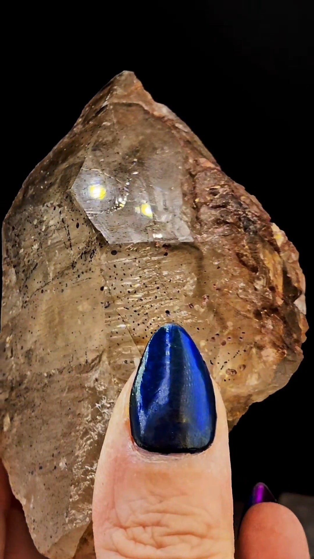 Mondo Magic From Tanzania Painter Style Hematite Flecks