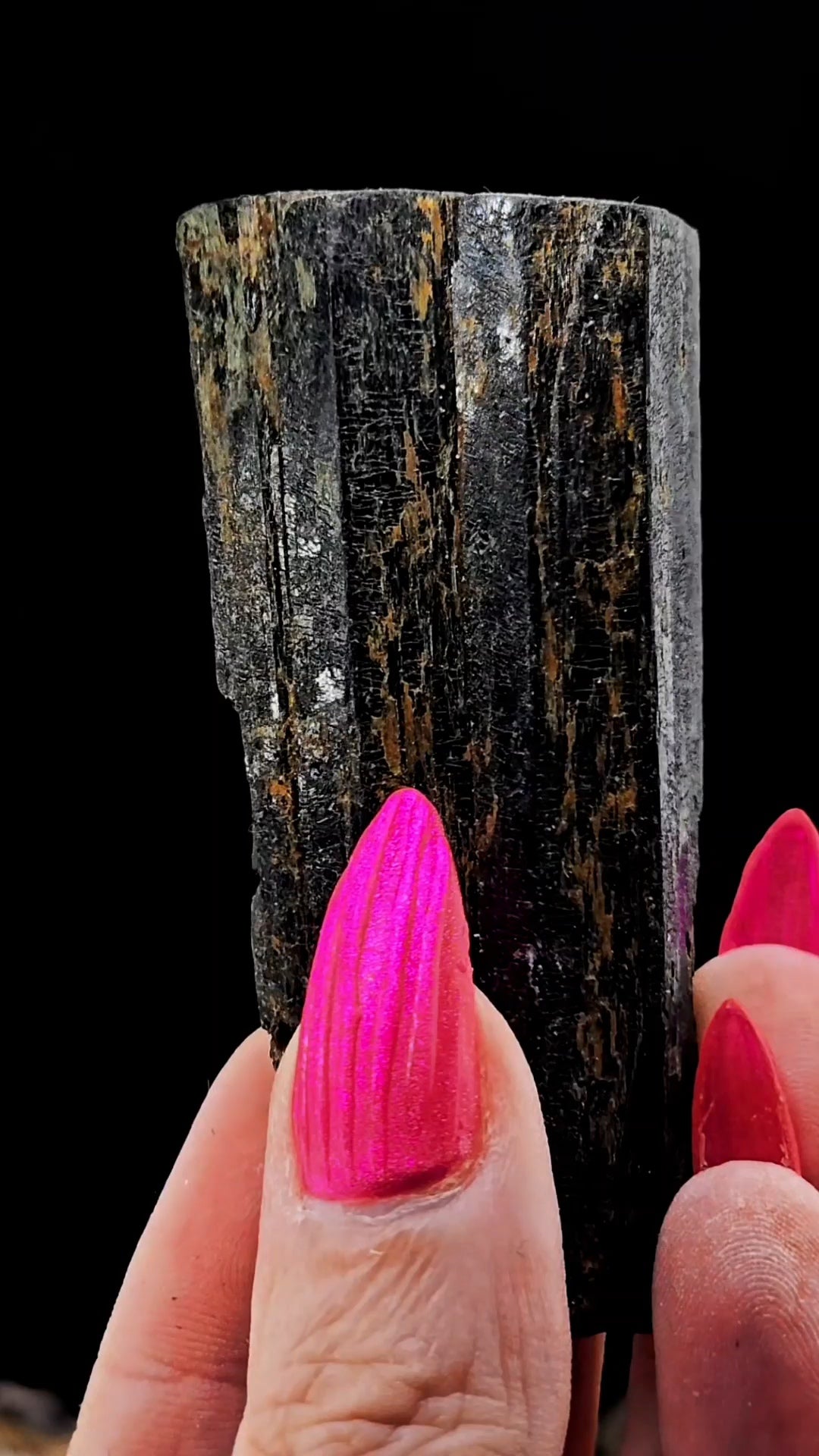 Twinned Aegerine from Malawi