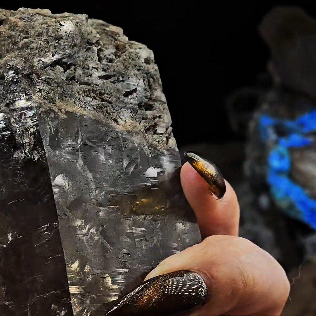 Etched Cap Starbrary Smoky Point with wild inclusions in the cap!