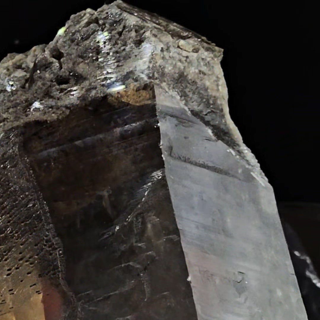 Etched Cap Starbrary Smoky Point with wild inclusions in the cap!