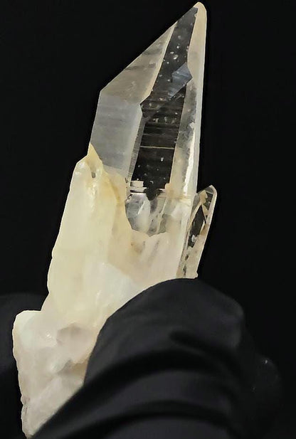 Penas Blancas Quartz Cluster | High Clarity & Unique Golden Hue | Rare Collector's Piece | Rare Time Link Shape