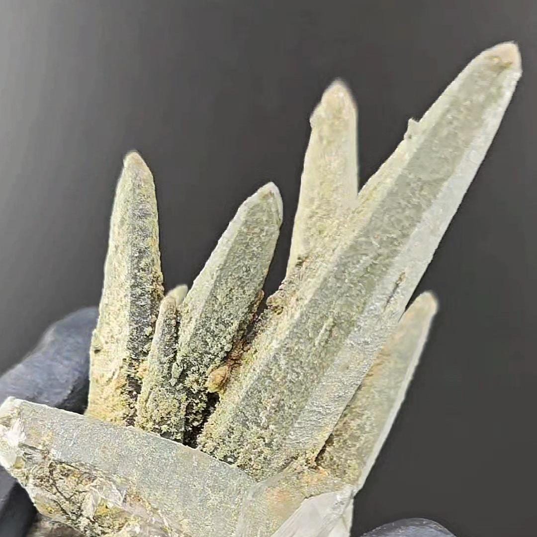 Ganesh Himal Chlorite Quartz Cluster | High Energy Himalayan Crystal | Manifestation & Healing Stone | Natural Green Quartz