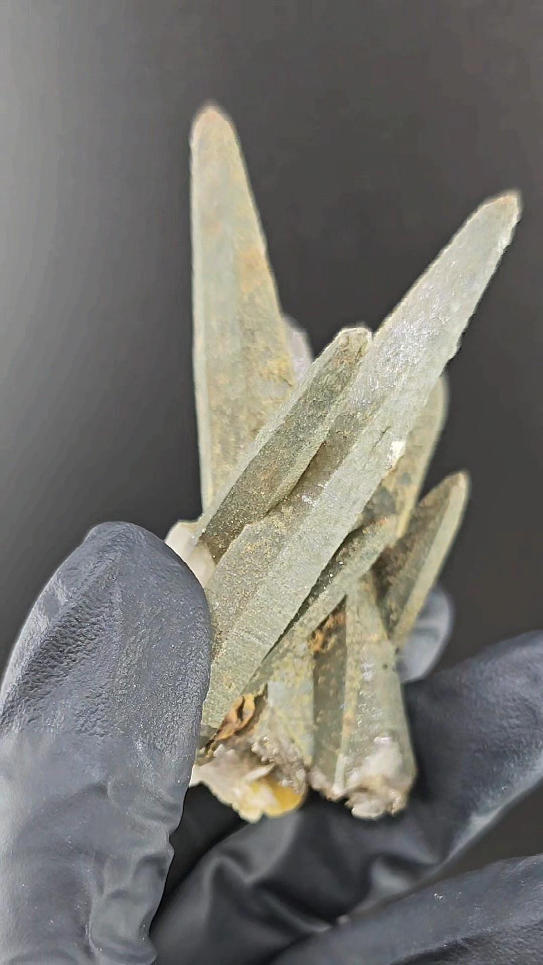 Ganesh Himal Chlorite Quartz Cluster | High Energy Himalayan Crystal | Manifestation & Healing Stone | Natural Green Quartz
