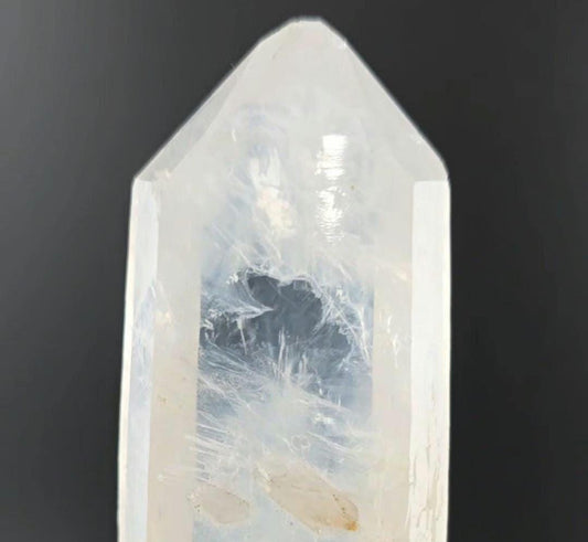 DNA Blue Smoke GEM From Colombia Full Of Whisps no Yellow Cookeite just Smoke