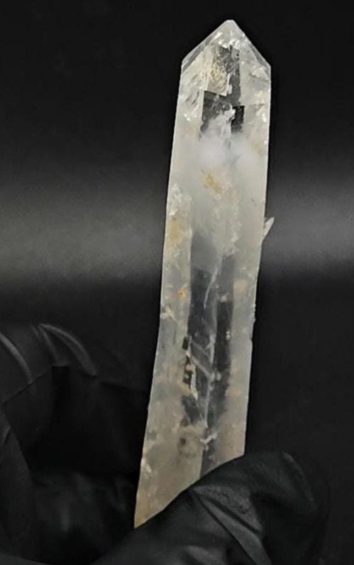 Blue Smoke Point | Small | Cristobalite Included | Cookeite Included | Tyndall Effect