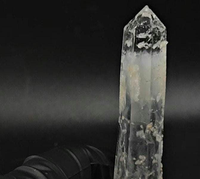 Blue Smoke Point | Small | Cristobalite Included | Cookeite Included | Tyndall Effect