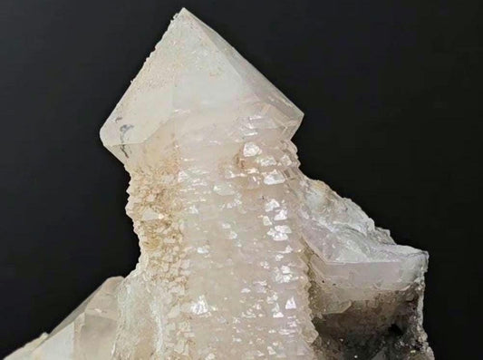 Delnagorsk Scalenohedral Dragon Quartz Specimen